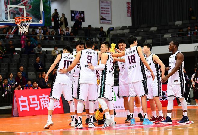  北控男篮多点开花，主场大胜南京同曦队