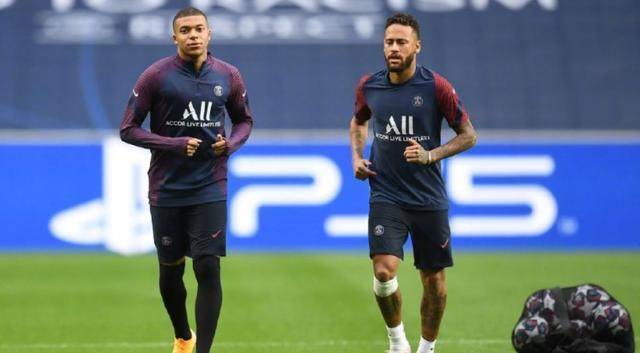  法国队公布欧国联名单，姆巴佩领衔豪华阵容