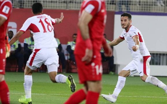  草根球队逆袭淘汰职业劲旅